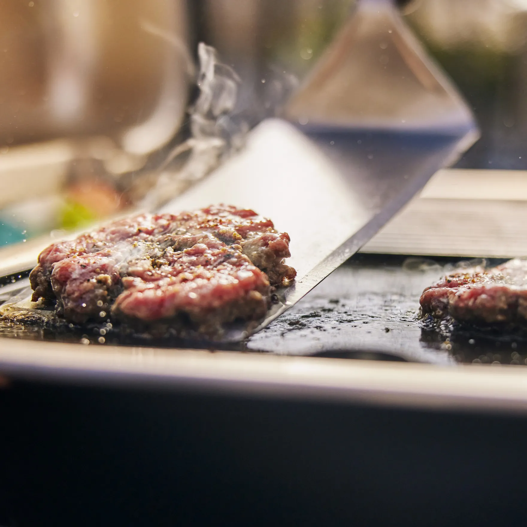 Lumin® Outdoor-Elektrogrill mit Stand
