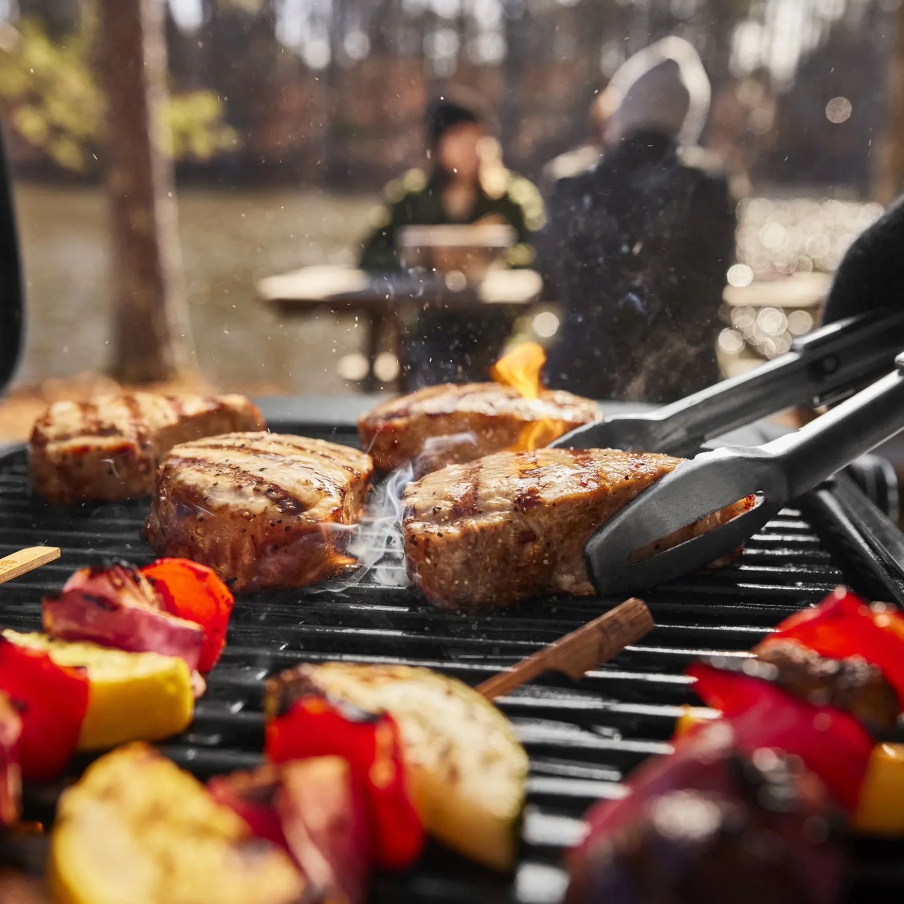 Weber Traveler® Compact tragbarer Gasgrill